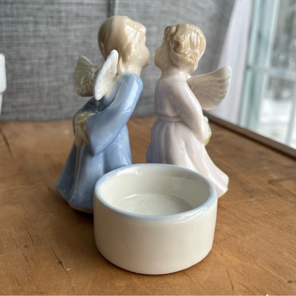 Vintage Porcelain Kissing Angles Votive Tea Light Candle Holder - Picture 6 of 6